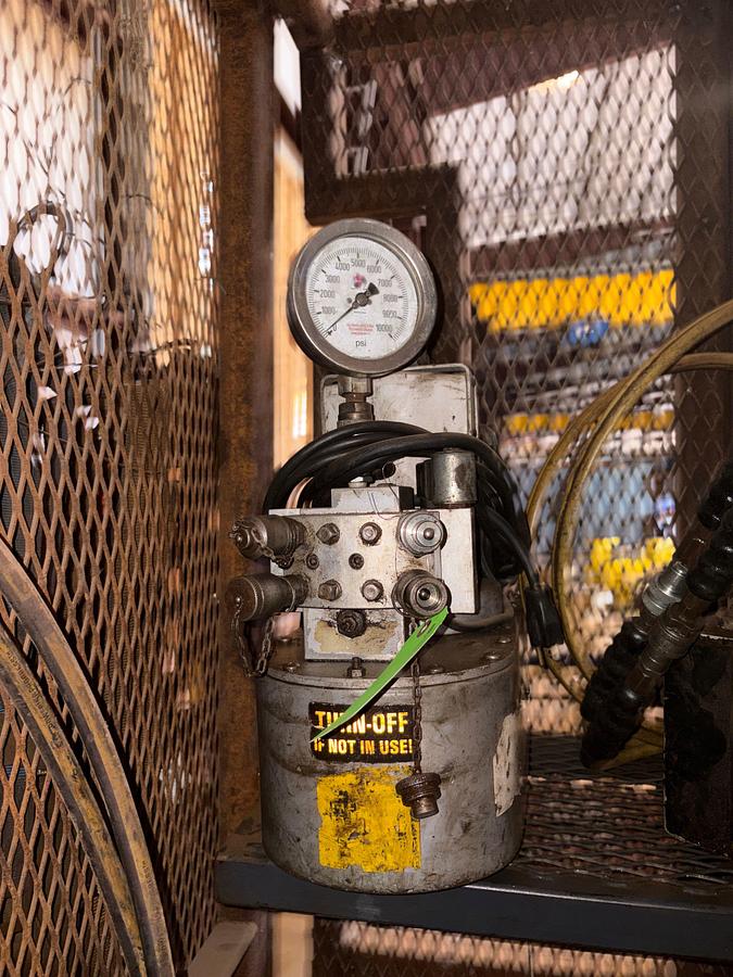 Used Global bolting technologies 10k psi hydraulic power pack