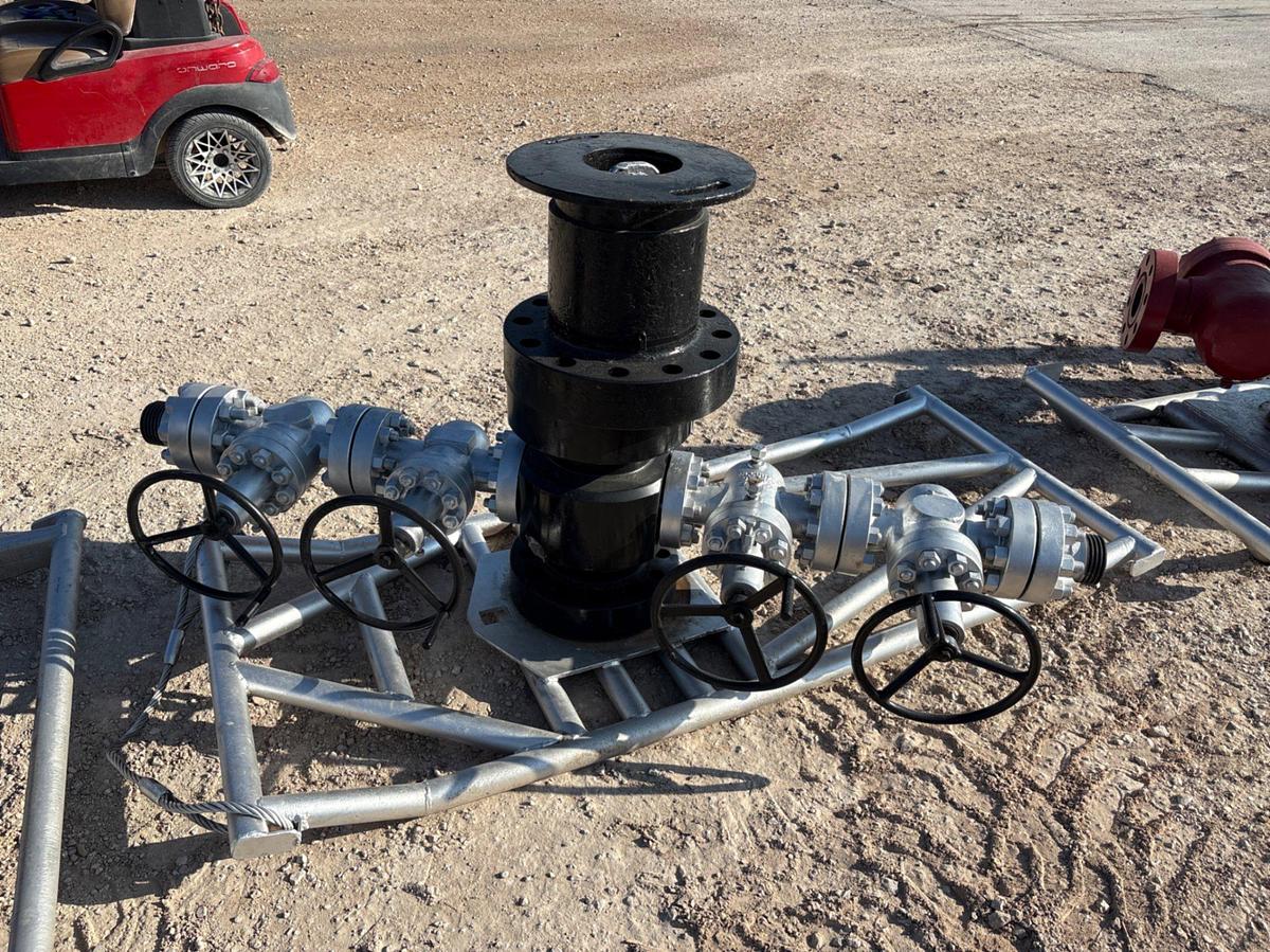 Used 7-1/16” x 2-1/16” fluid cross w/ (4) 2-1/16” 5k gate valves, transport skid
