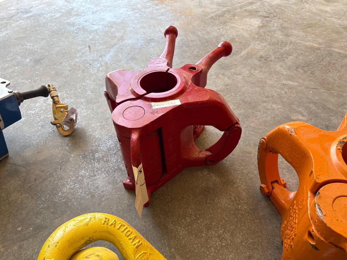 Used Titan 2-7/8” 100 Ton Tubing Elevator