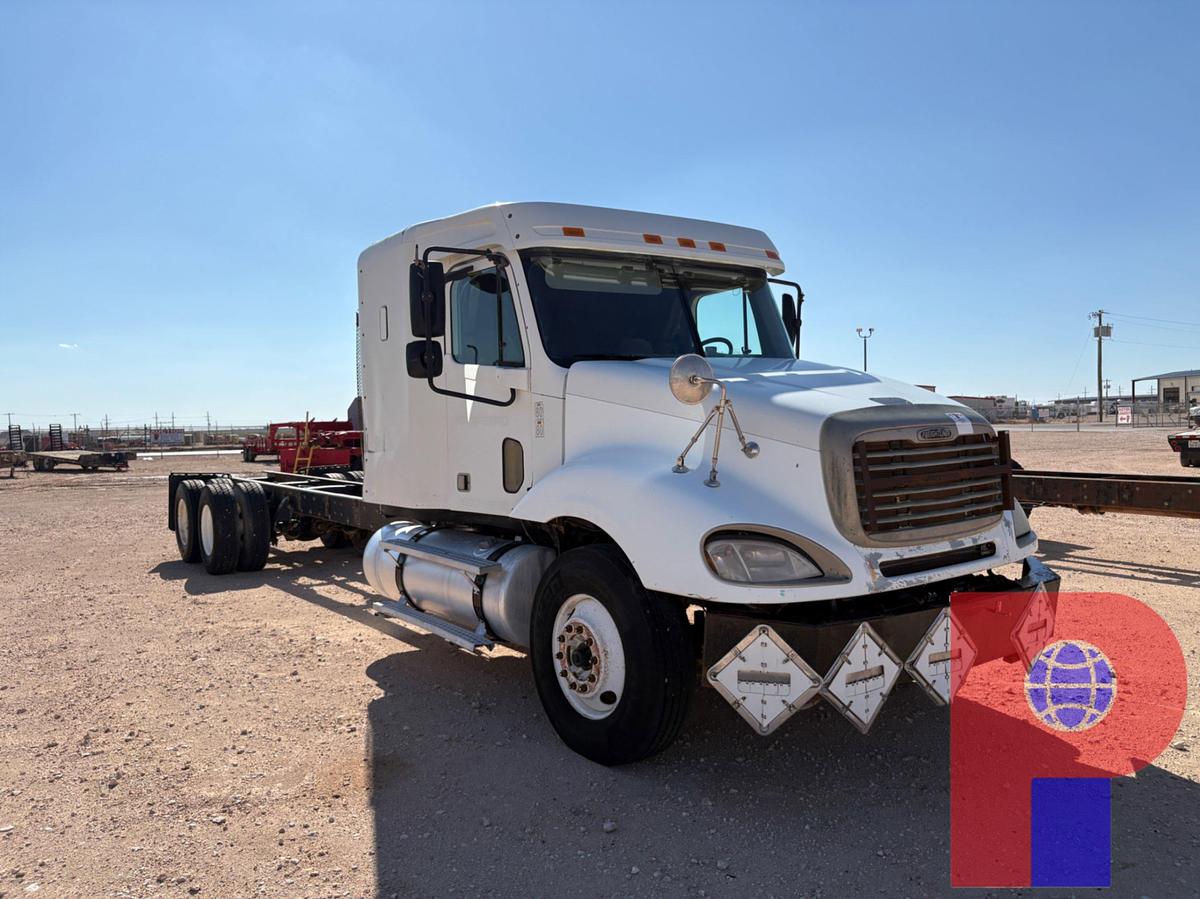 Used 2006 FREIGHTLINER COLUMBIA 120 T/A SLEEPER TRUCK & CHASSIS