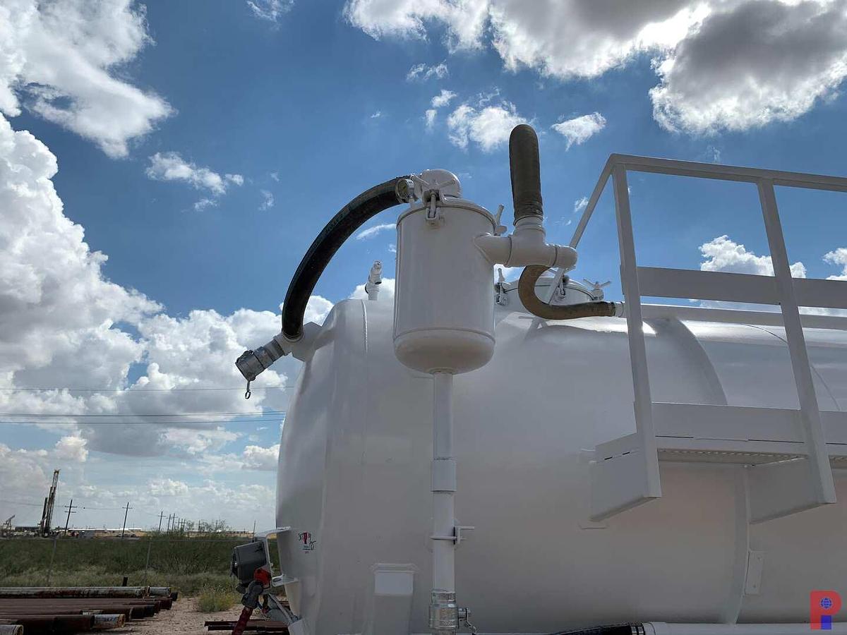 Used 2016 TROXELL 140 BBL T/A VACUUM TRAILER