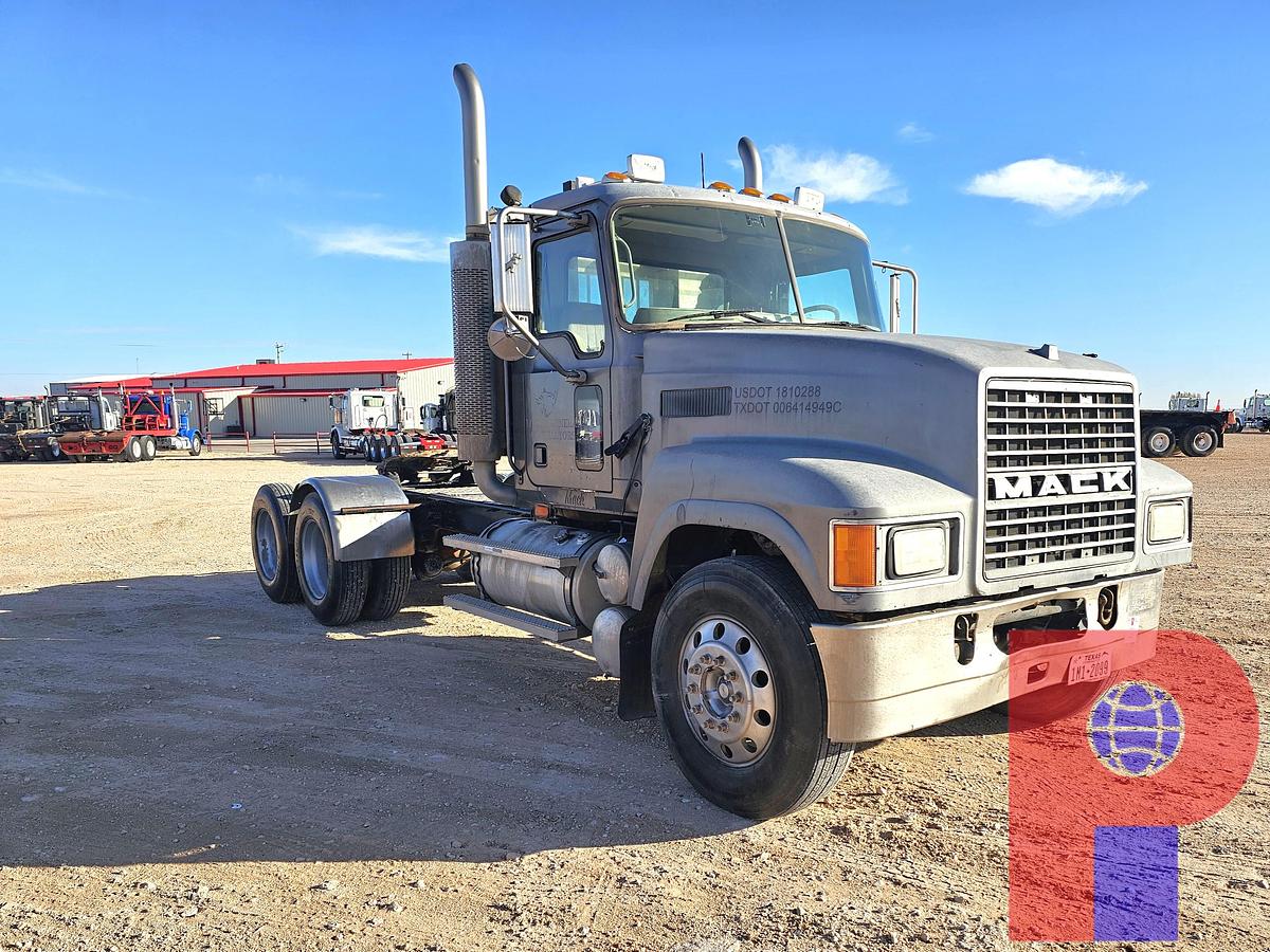 Used 2006 MACK CHN613 T/A DAYCAB HAUL TRUCK
