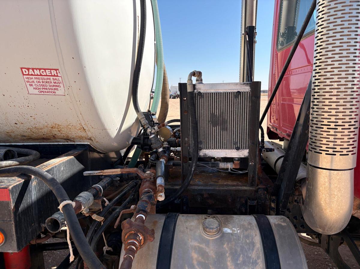 Used 2009 MACK PINNACLE T/A DAYCAB VACUUM TRUCK