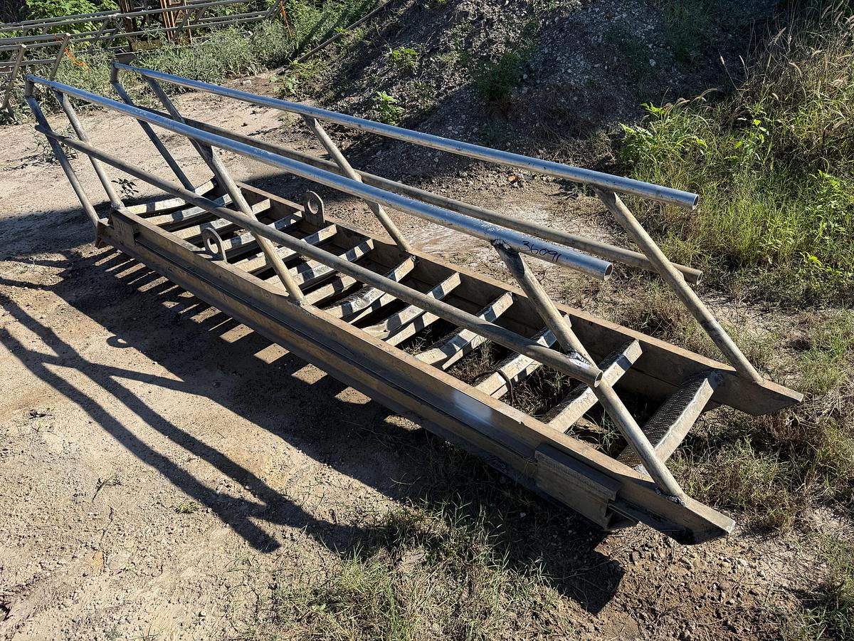 Used 23’ EXTENDABLE ALUMINUM RIG LADDER