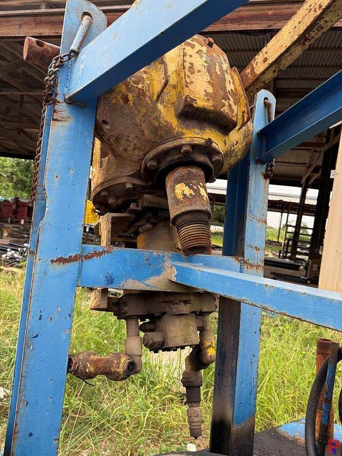 Used EVCO 85 TON POWER SWIVEL MTD. ON 19’ T/A GOOSENECK TRAILER