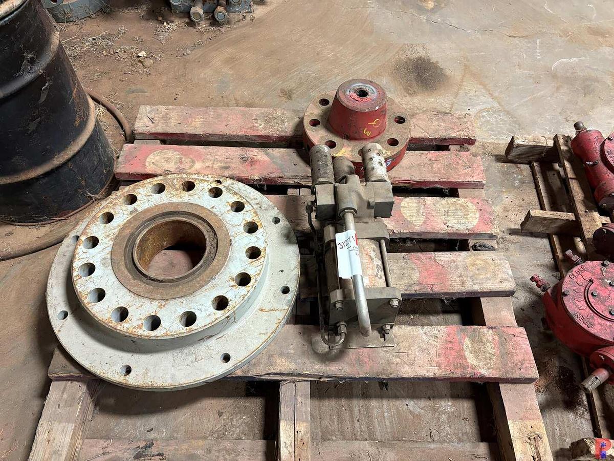 Used (1) PNEUMATIC CHARGE PUMP & (2) FLANGES, 7-1/16” - 4-1/16”