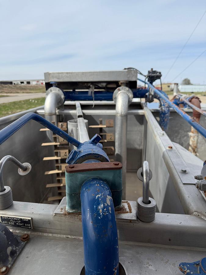 Used 2002 SPM DOUBLE PUMPER CEMENTING TRAILER