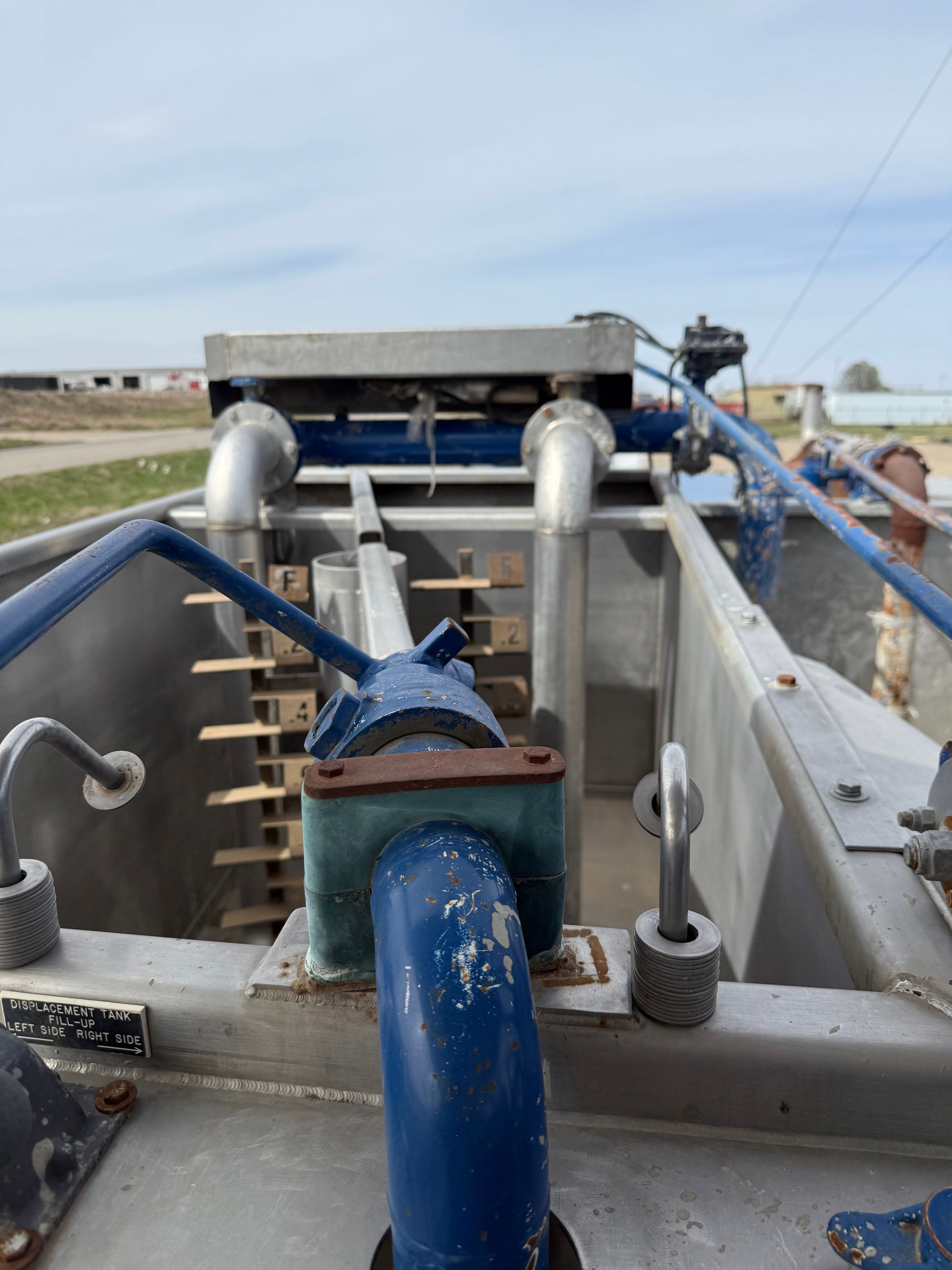 Used 2002 FAMMCO/LIDDELL TWIN CEMENT PUMPERS