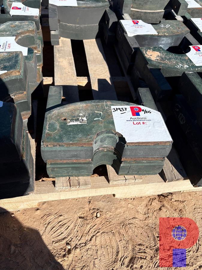 Used (2) 12”W X 2-7/8”DIA BOP PIPE RAMS