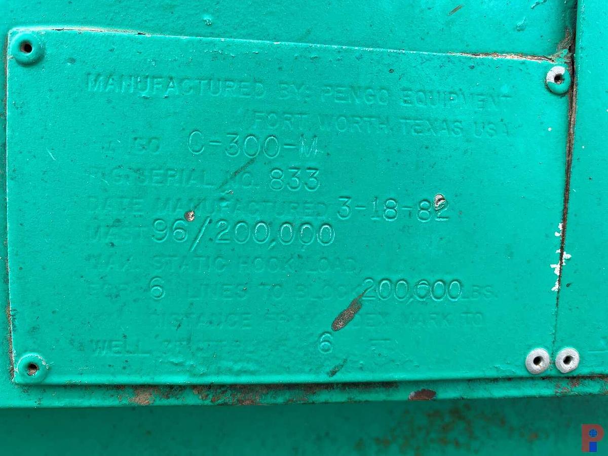 Used PENGO / HENDRICKSON BACK IN WELL SERVICE RIG MTD ON 5-AXLE CARRIER