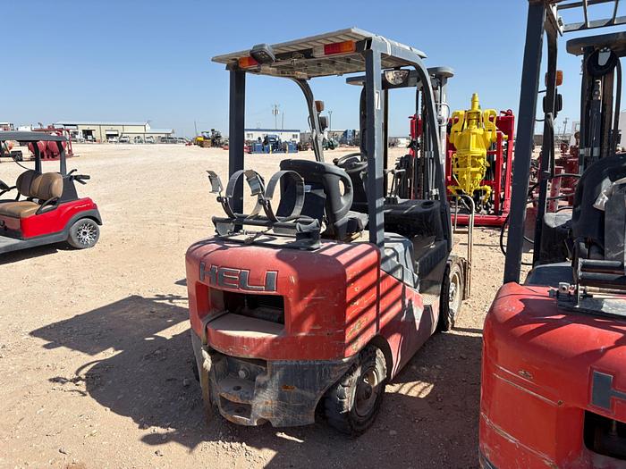 Used HELI CPQYD25-KU1H 5,500LBS FORKLIFT