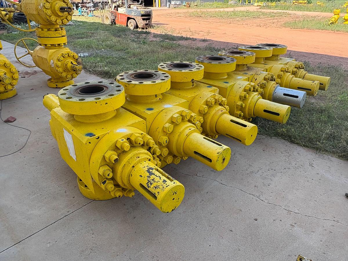 Used (7x$) 7-1/16” 10k frac valves