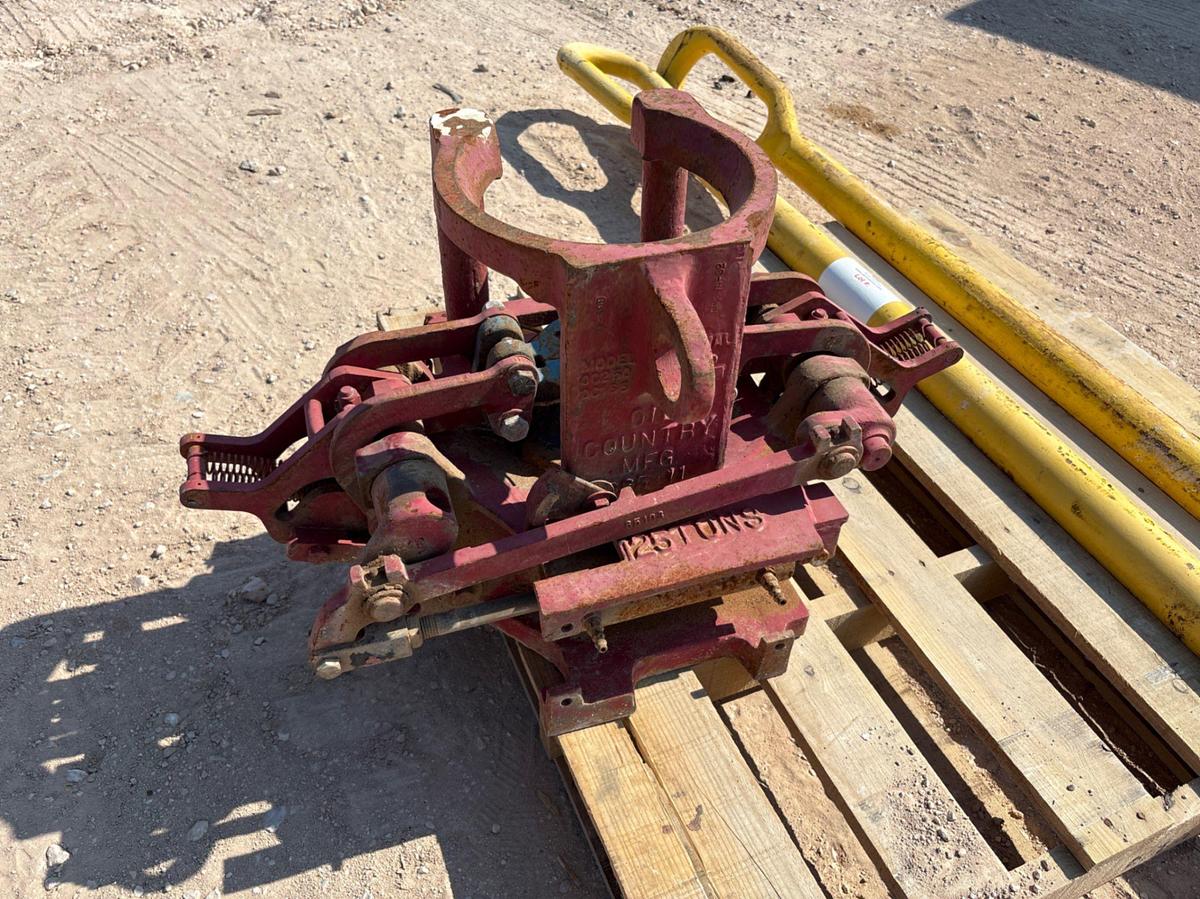 Used Oil country 125-ton pneumatic tubing spider