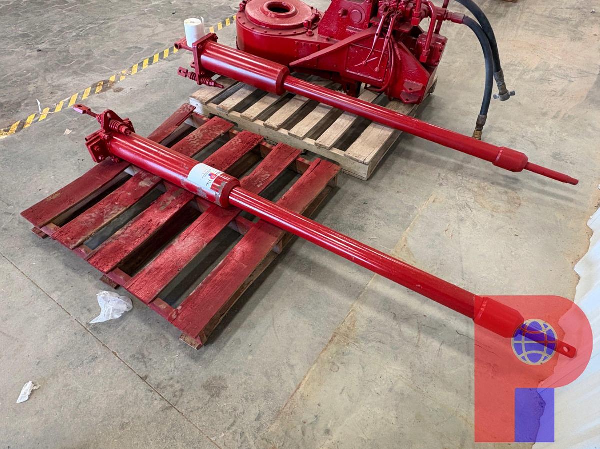 Used 6’ HYDRAULIC TONG LIFT CYLINDER