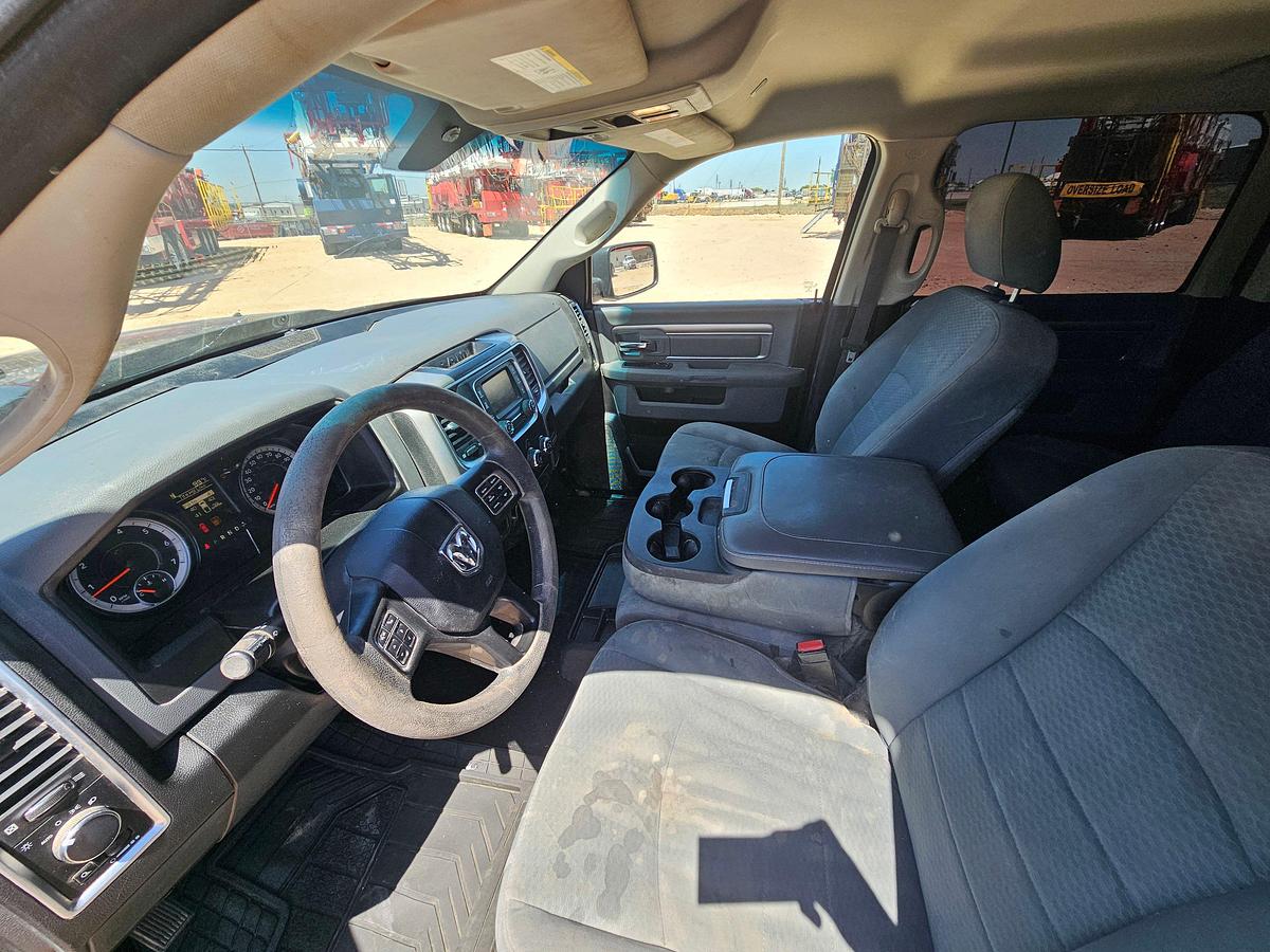 Used 2019 RAM 1500 CLASSIC CREW CAB PICKUP TRUCK