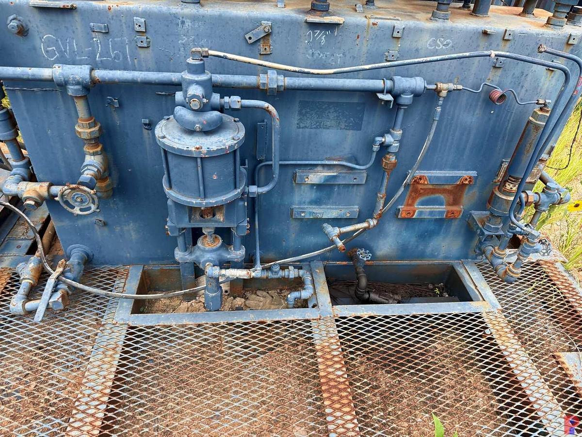 Used KOOMEY TYPE ‘80 8-BOTTLE 5-STATION SKIDDED ACCUMULATOR CLOSING UNIT