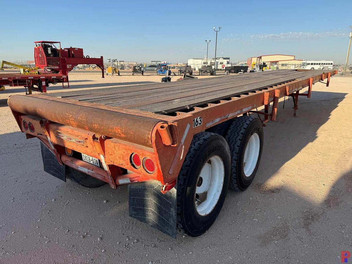 Used 1982 LUFKIN 40’ X 102” OILFIELD FLOAT FLATBED TRAILER