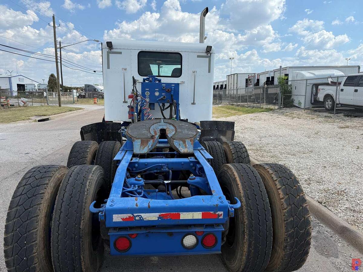 Used 2007 PETERBILT 378 T/A 36” SLEEPER TRUCK