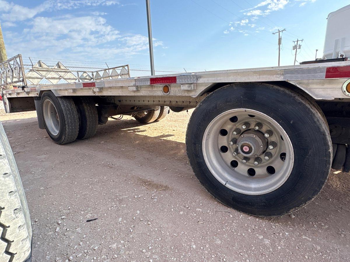 Used 2013 REITNOUER 51’ X 102” T/A STEP DECK TRAILER