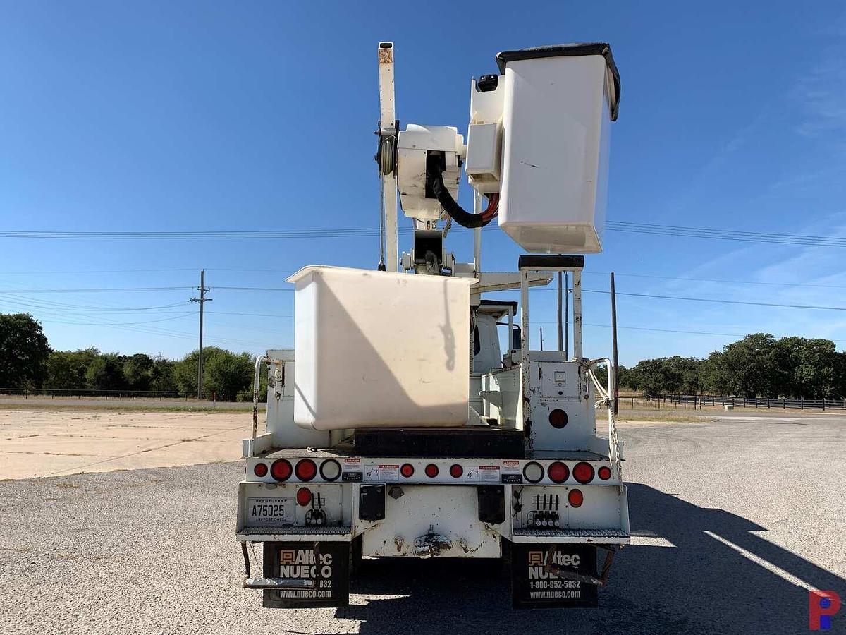 Used 2013 INTERNATIONAL  WORKSTAR 7300 4WD HI-RANGER 55' S/A BUCKET TRUCK