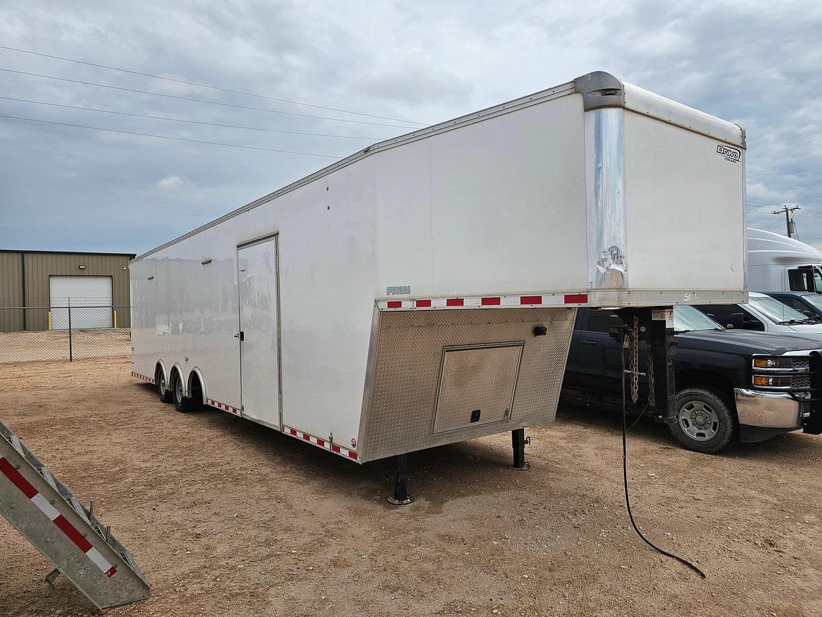 Used 2020 BRAVO TRAILERS 40’ X 102” 3-AXLE ENCLOSED GOOSENECK TRAILER
