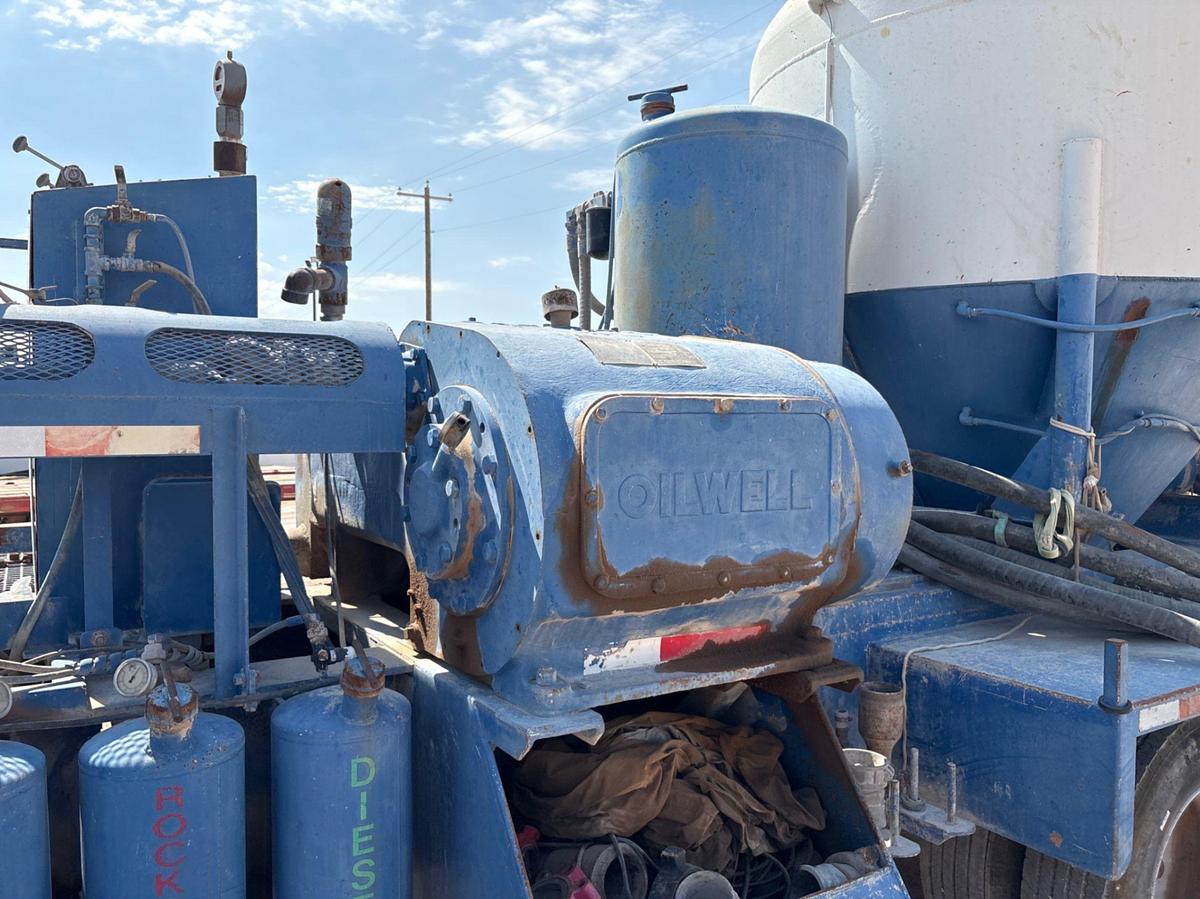 Used 2006 SHOPBUILT T/A CEMENT PUMP TRAILER