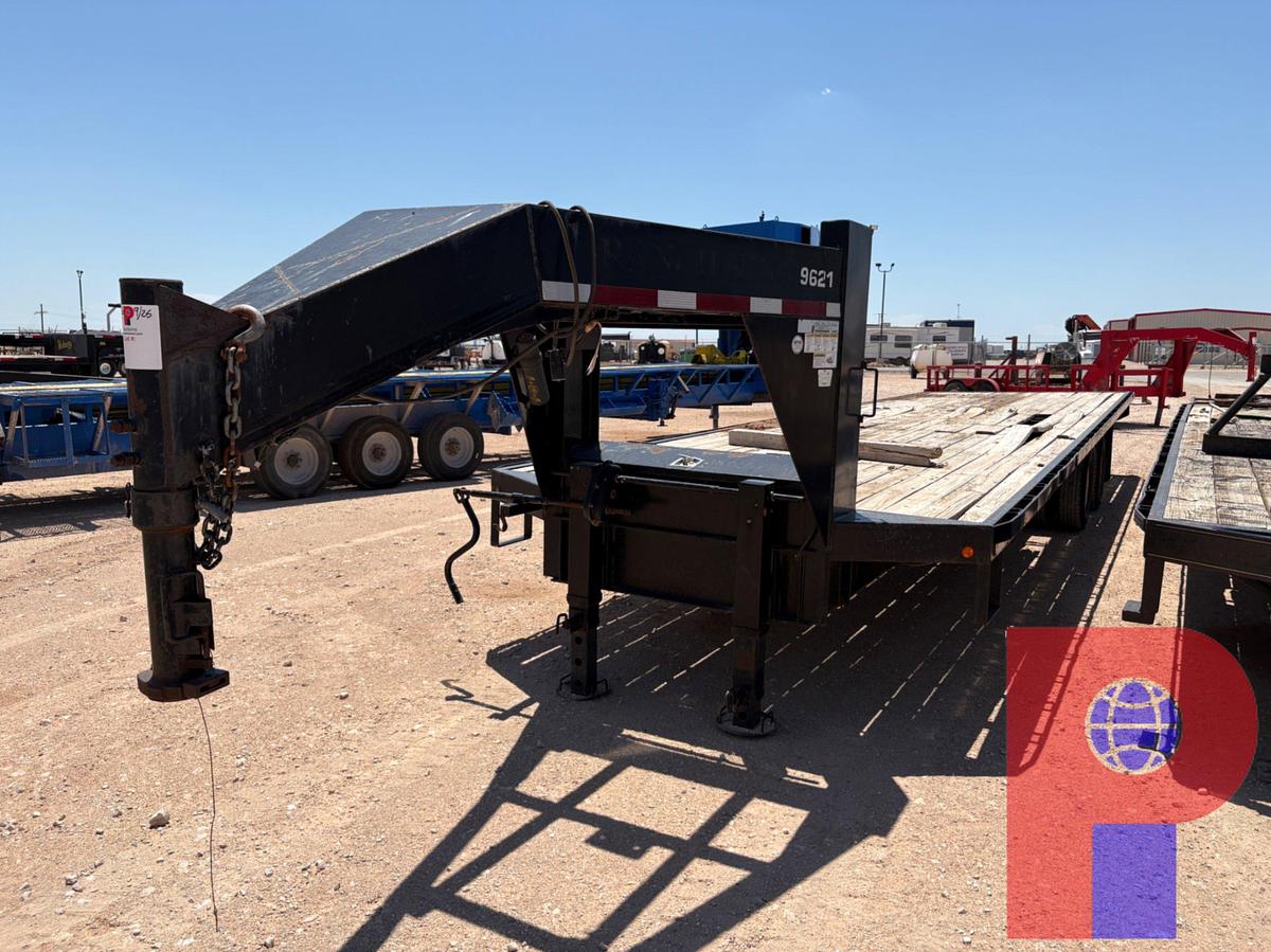 Used 2014 AMERITRAIL 32’ X 102” FLATBED GOOSENECK TRAILER