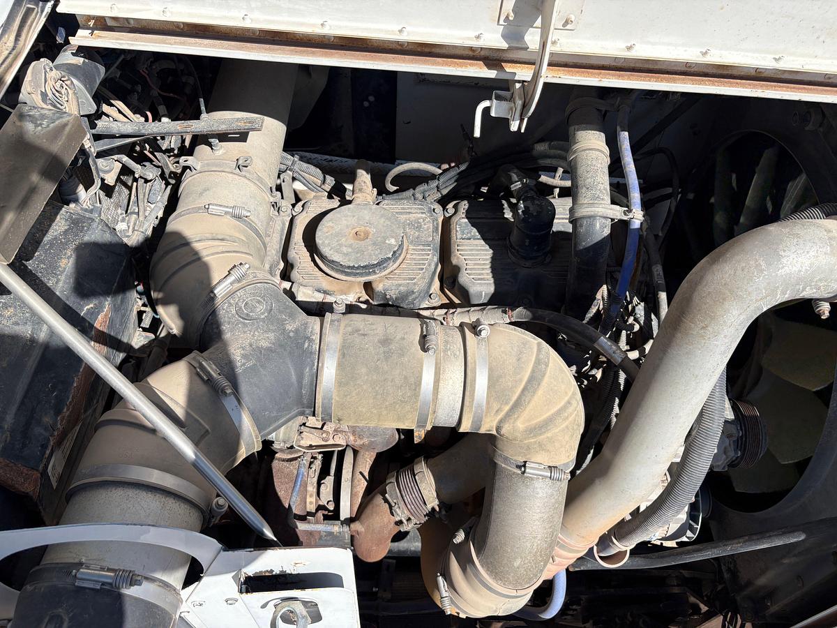 Used 2005 KENWORTH C500B TWIN STEER BED TRUCK