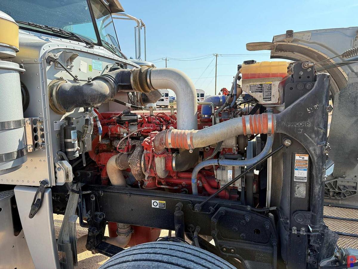 Used 2013 PETERBILT 388 T/A SLEEPER HAUL TRUCK
