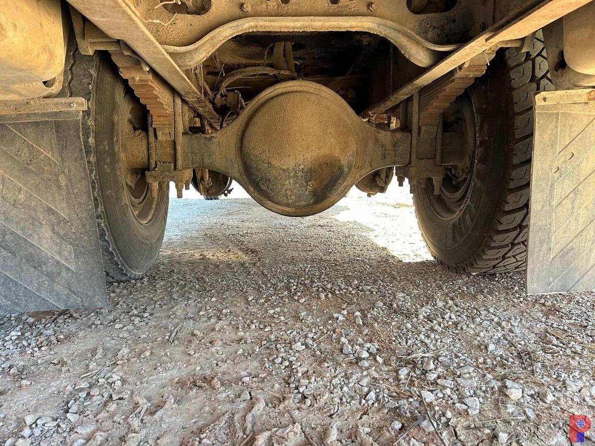 Used 1992 INTERNATIONAL S/A WIRELINE TRUCK