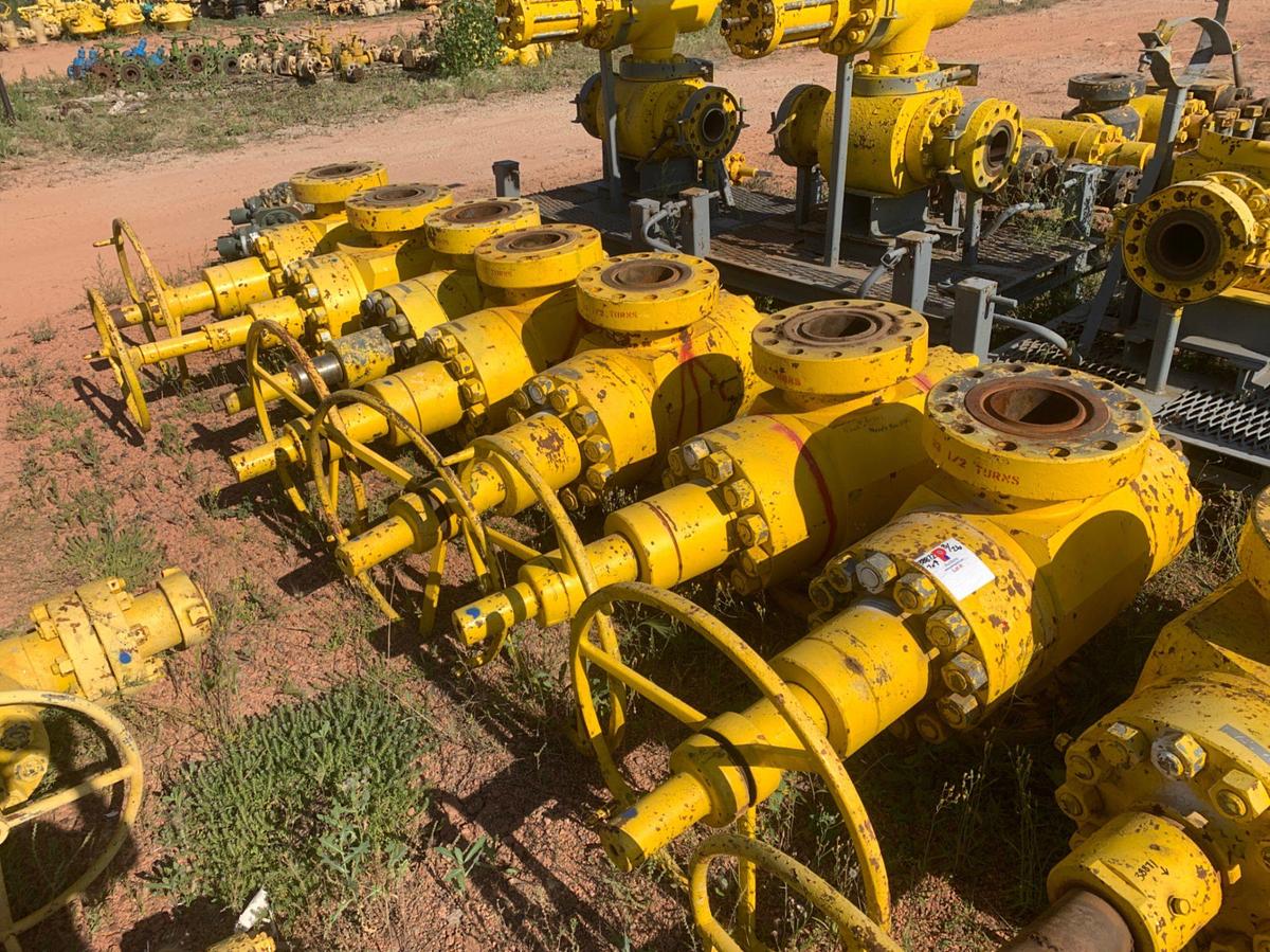 Used (7) 7-1/16 10k Manual Gate Valves