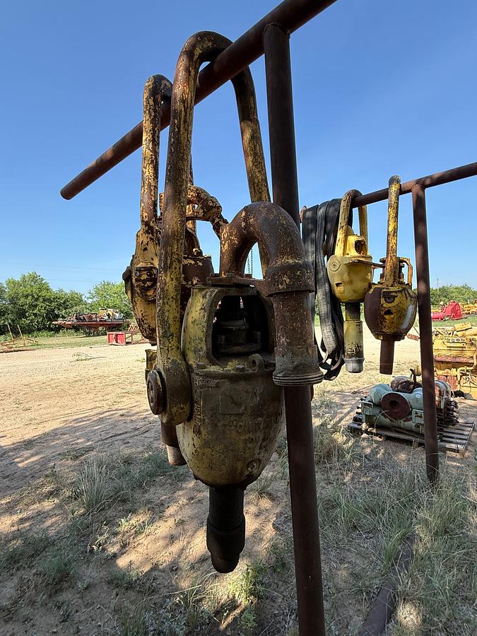 Used OILWELL 100-C 100-TON ROTARY DRILLING SWIVEL