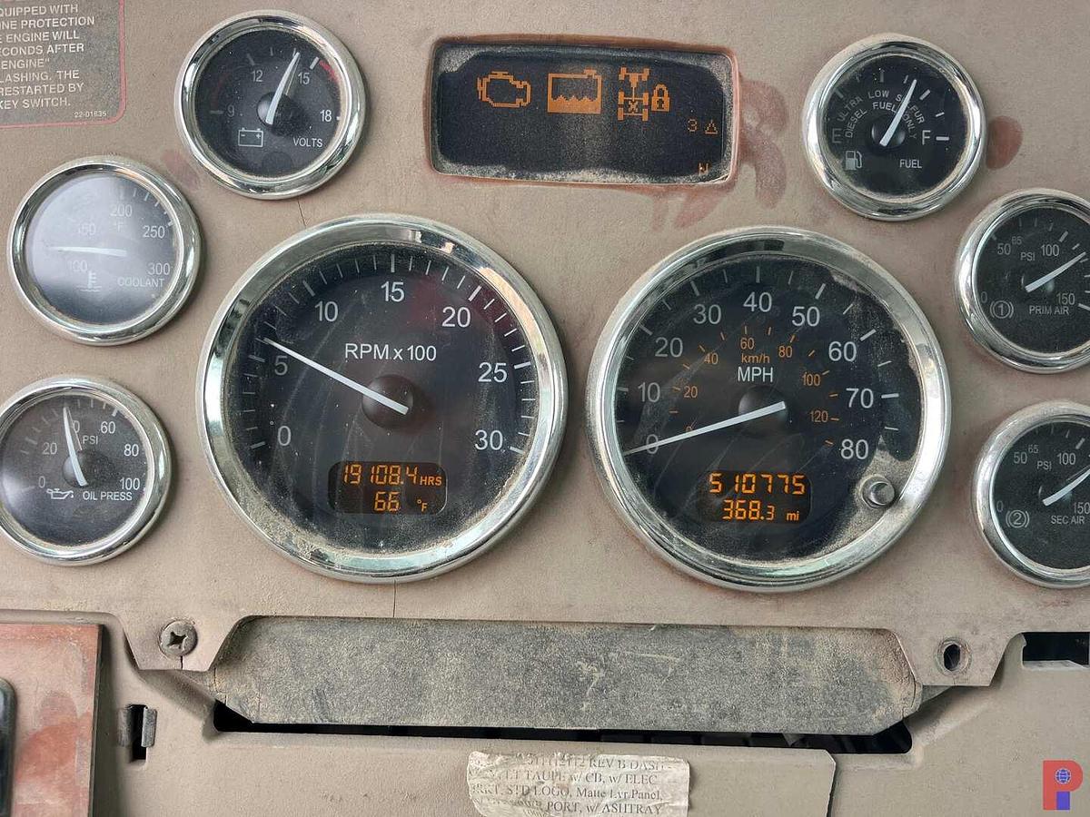 Used 2008 PETERBILT 386 T/A SLEEPER HAUL TRUCK