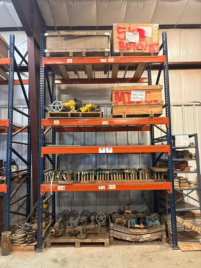 Used 8.5’ x 4’ x 14’ pallet rack shelving
