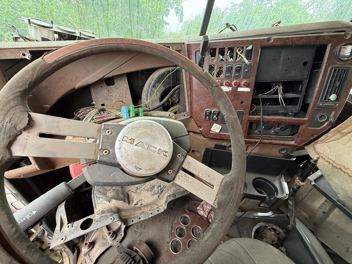 Used 2007 MACK CTP713 T/A CAB & CHASSIS TRUCK