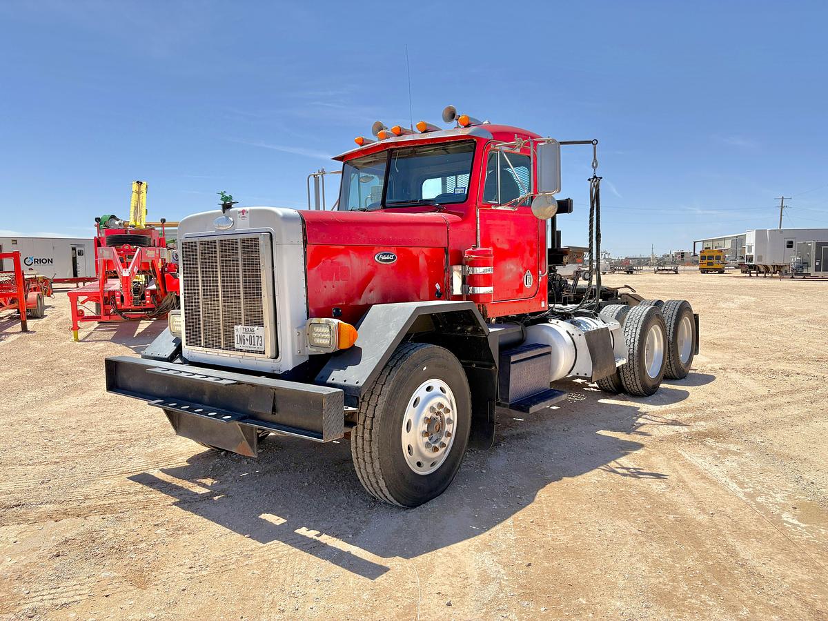Used 1998 PETERBILT 357 T/A DAYCAB WINCH TRUCK