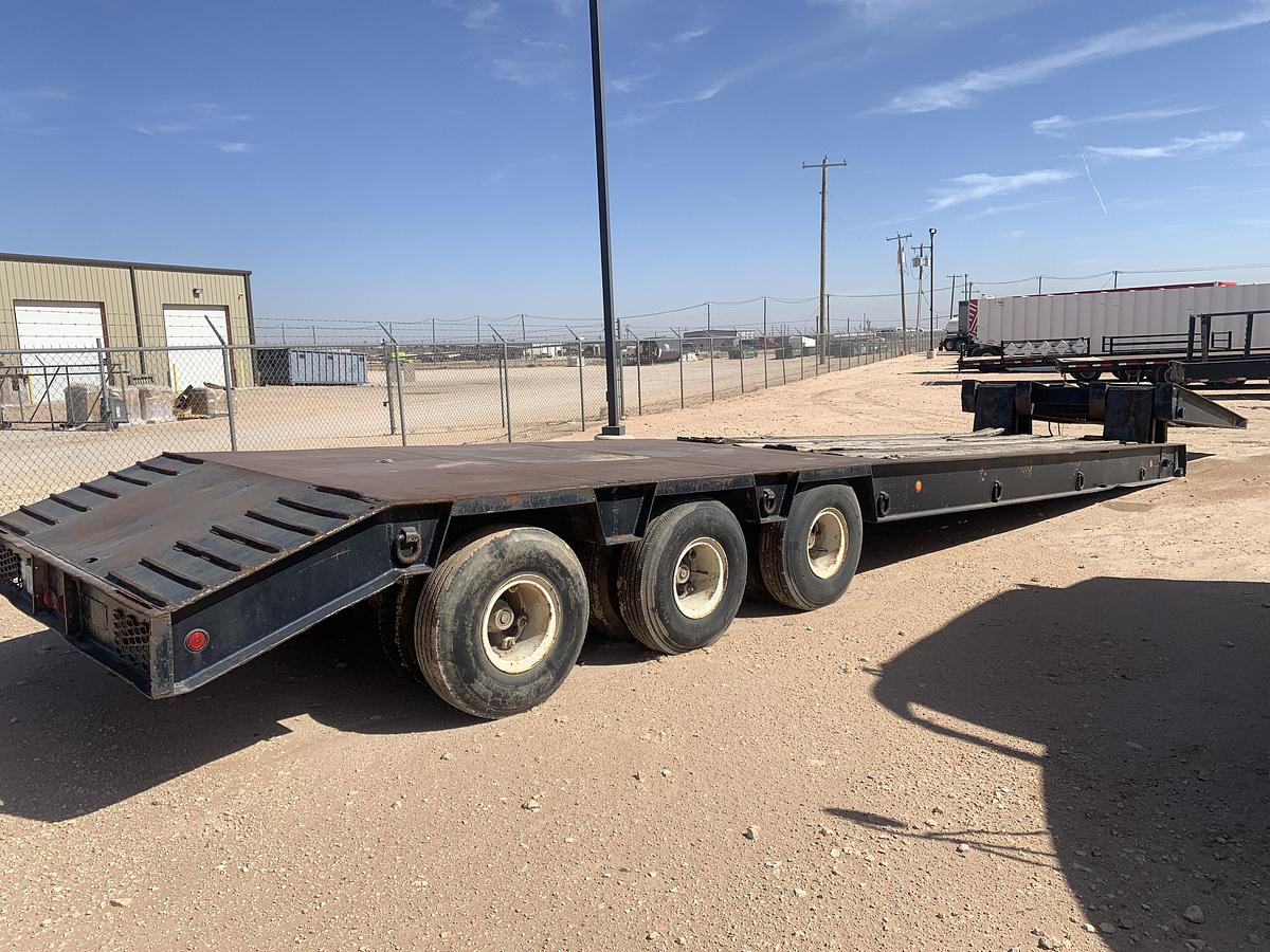 Used 1981 AMC LB-50-3-FG 46’ X 8’ 3-AXLE SCISSORNECK TRAILER