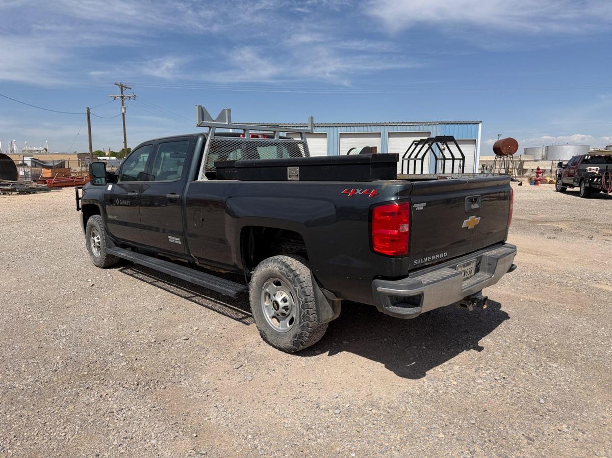 Used 2019 Chevrolet Silverado 2500HD 4x4 crew cab pickup (gas)