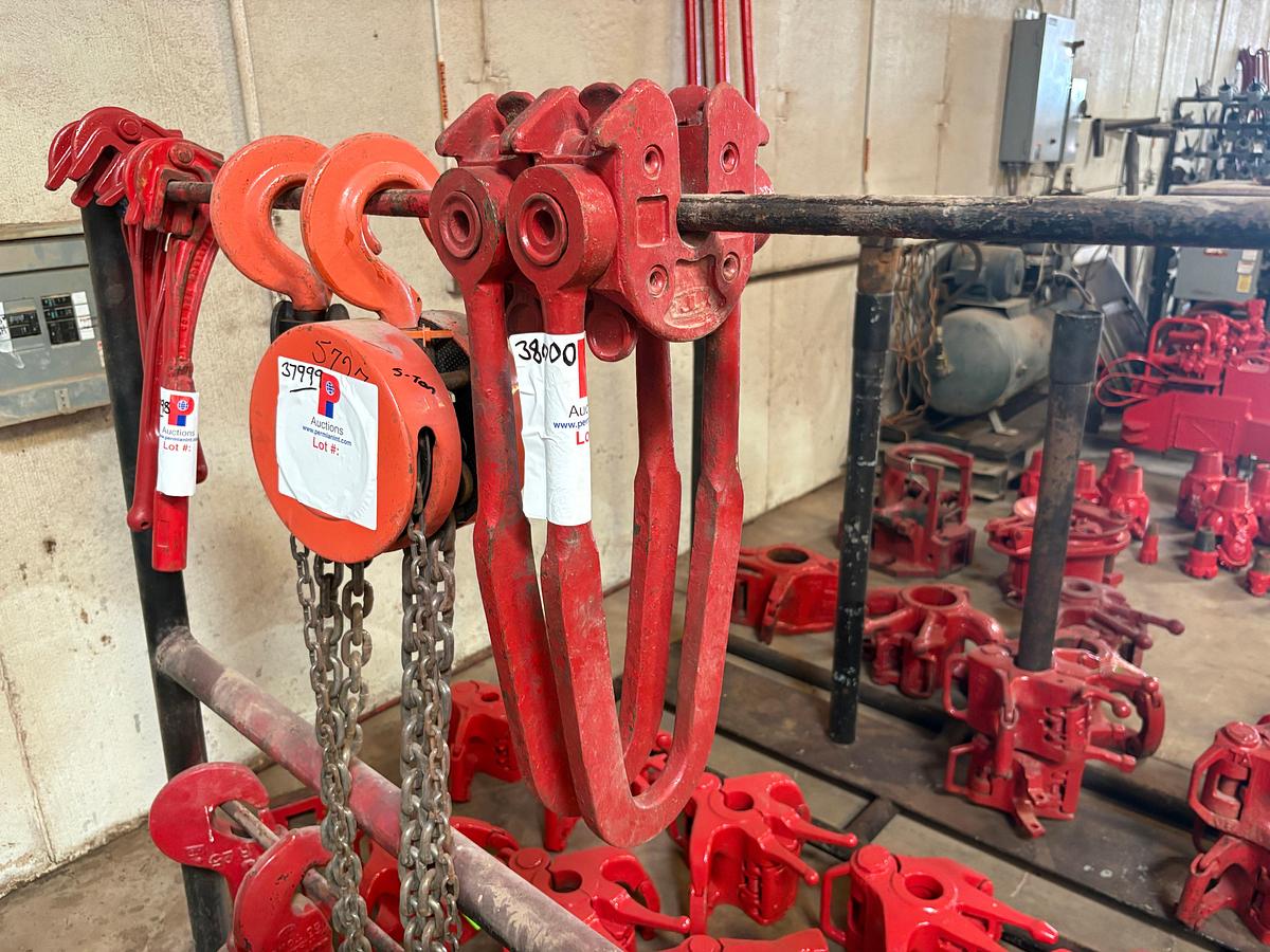 Used (2) 3/4” - 7/8” rod elevators