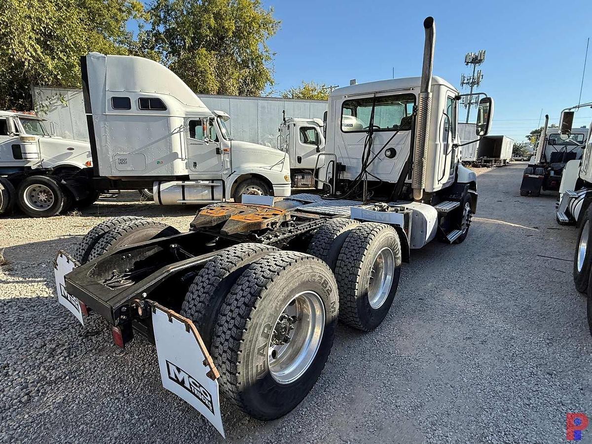 Used 2013 MACK CXU613 T/A DAY CAB TRUCK TRACTOR