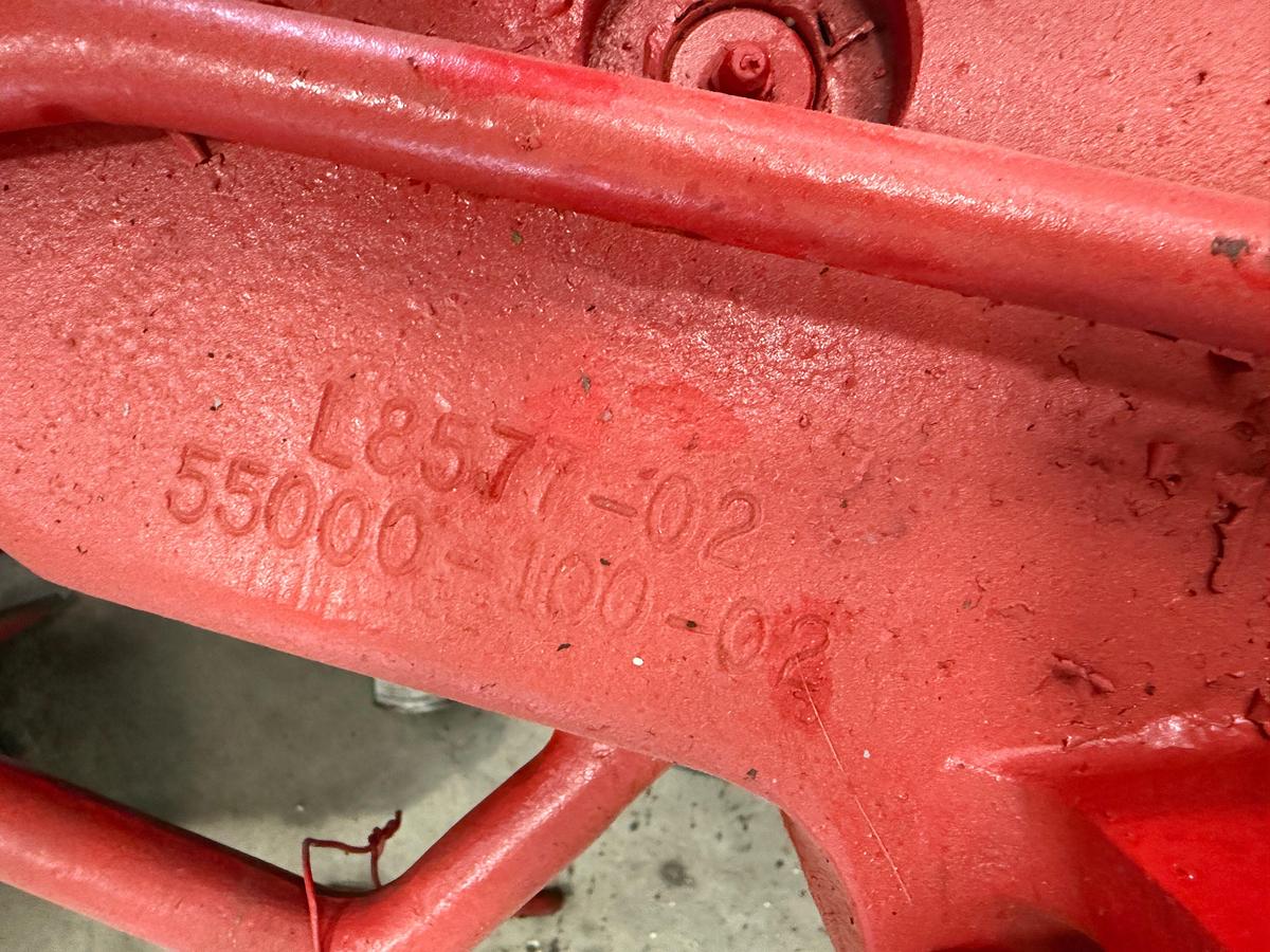 Used OIL COUNTRY 55000 HYDRAULIC TUBING TONG W/ AIR BACK-UP & HANGER