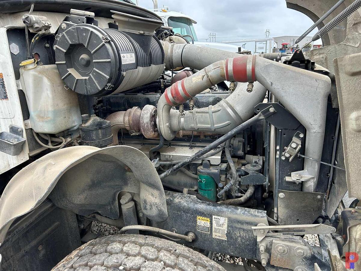 Used 2005 MACK CV513 T/A CEMENT SPM TRIPLEX PUMP TRUCK