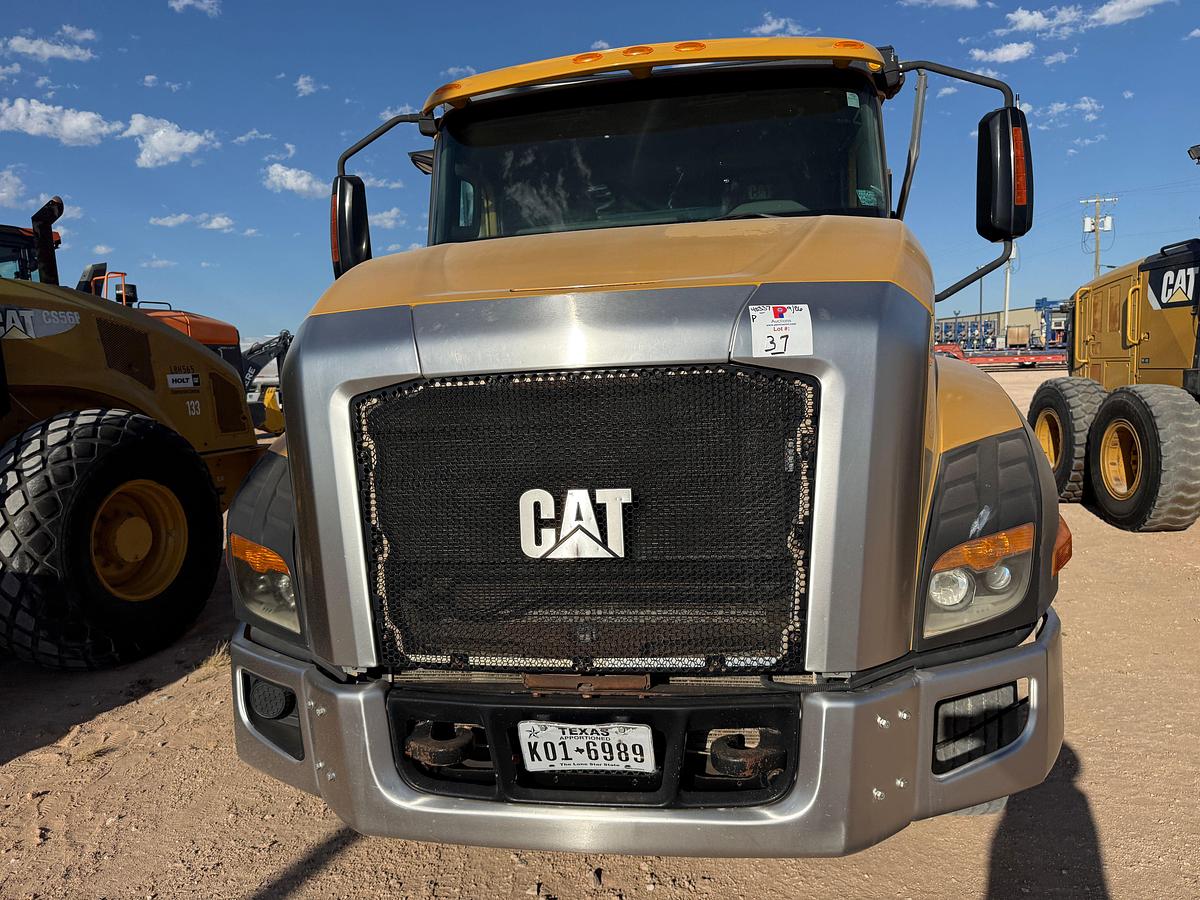 Used 2014 CATERPILLAR CT660S T/A DAYCAB 15YD DUMP TRUCK