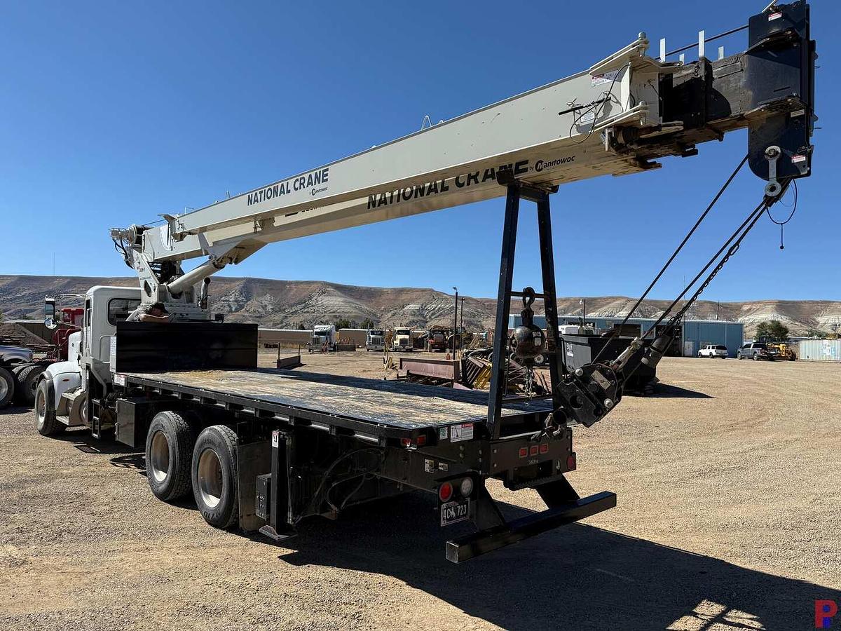 Used 2019 NATIONAL NBT30H-2 30 TON T/A CRANE TRUCK ON  2019 PETERBILT 367