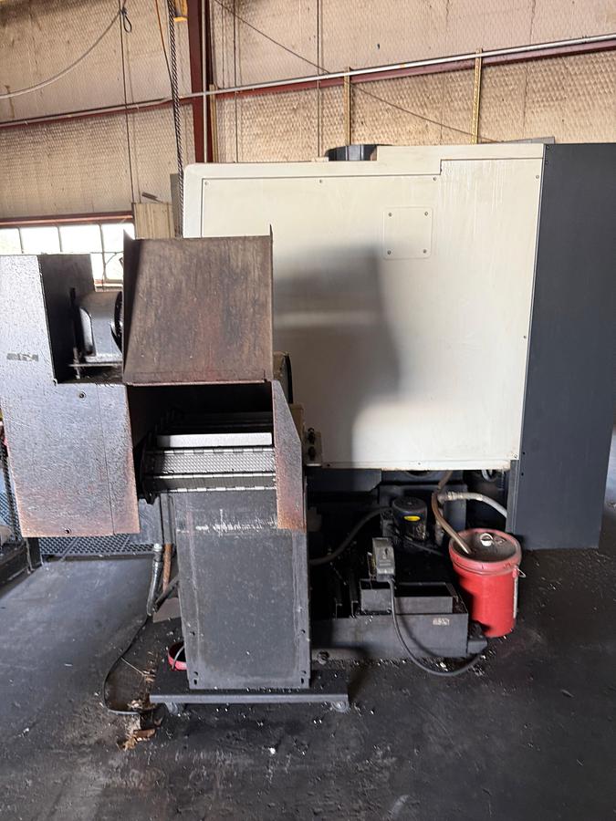 Used 2011 DOOSAN PUMA 480 CNC LATHE
