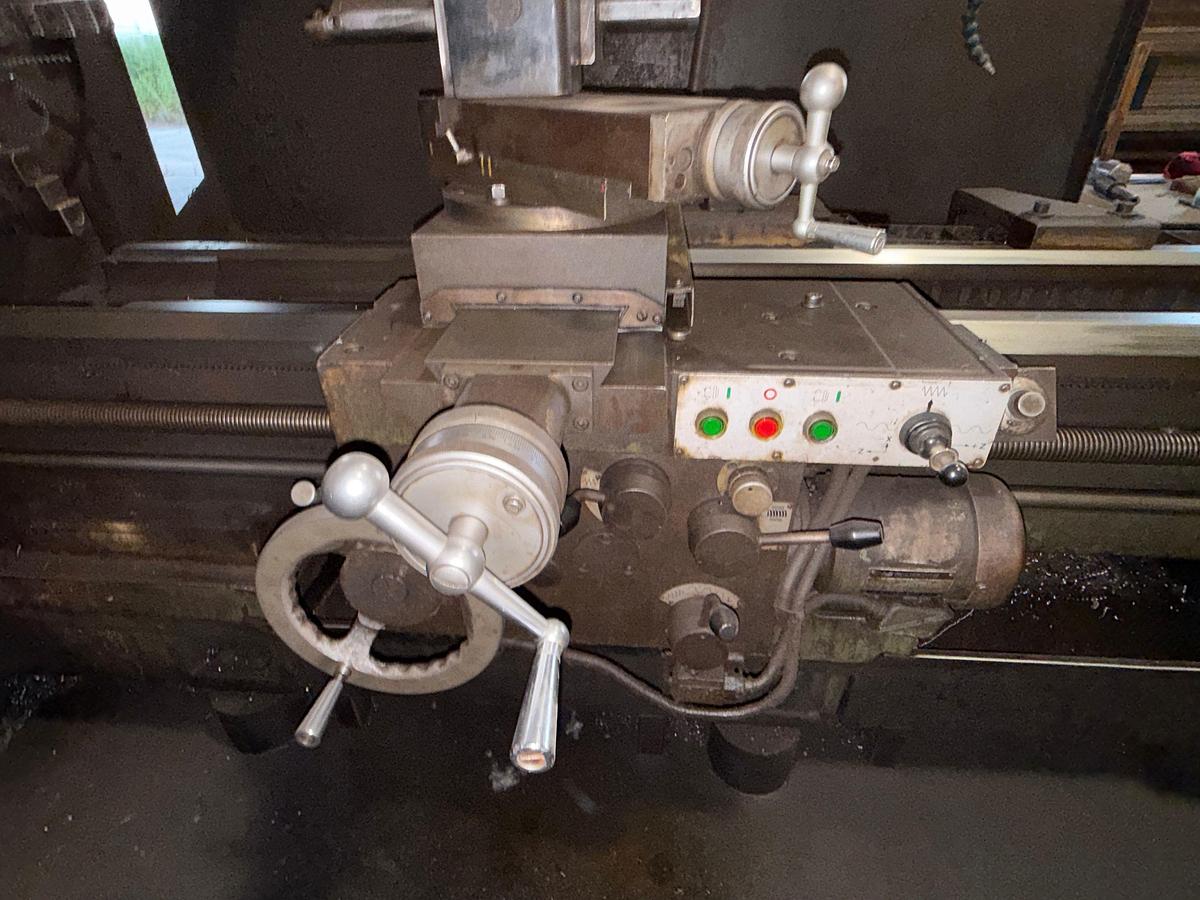 Used JMT JM6x120 HORIZONTAL MACHINE LATHE