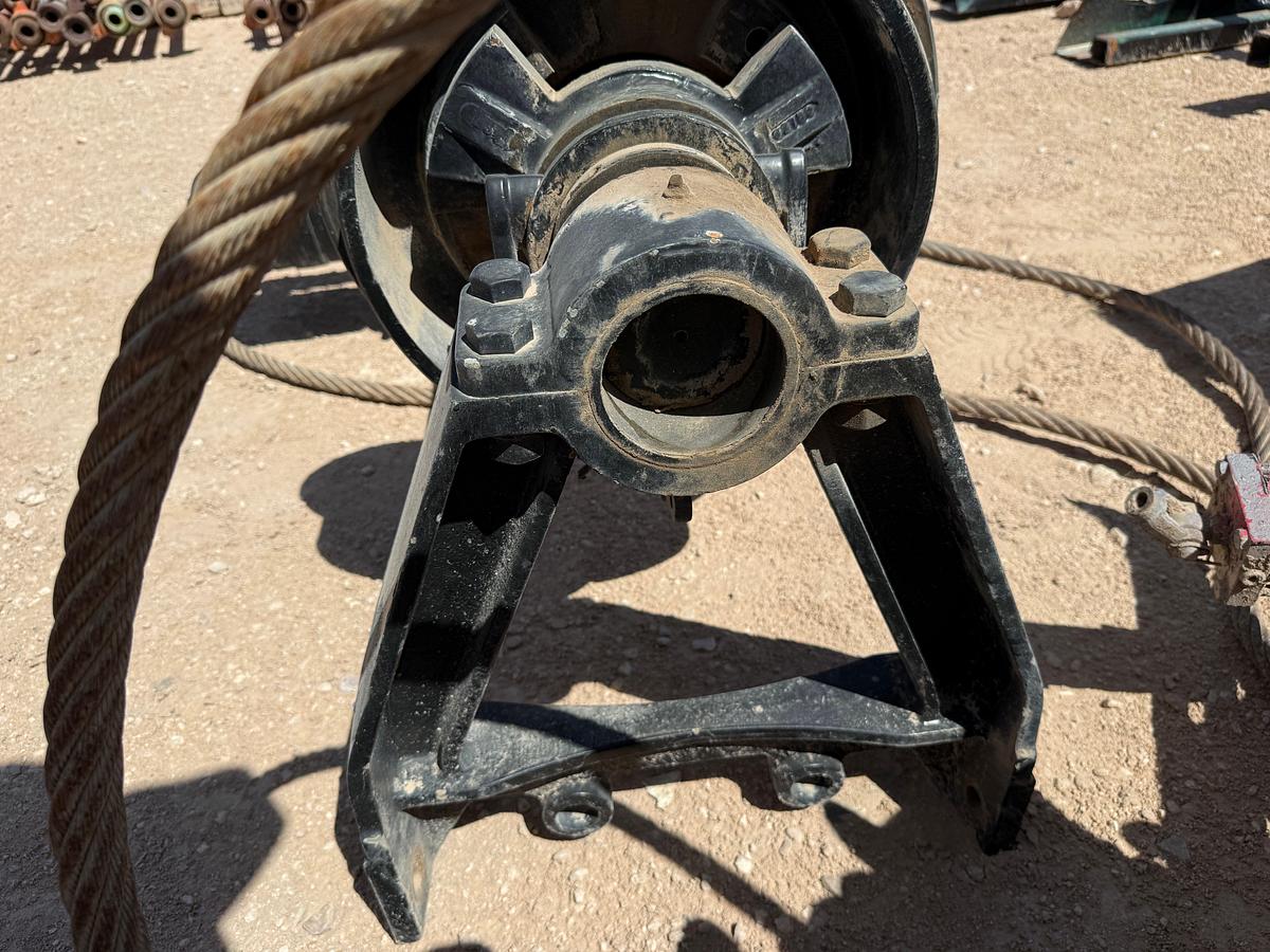 Used TULSA RUFNEK RN65WH 65K LBS HYDRAULIC WINCH