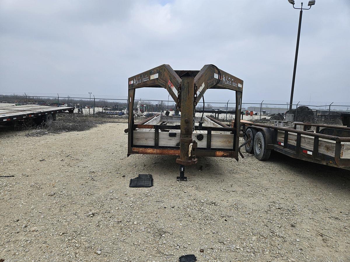 Used 2013 CENTEX 20' T/A GOOSENECK TRAILER