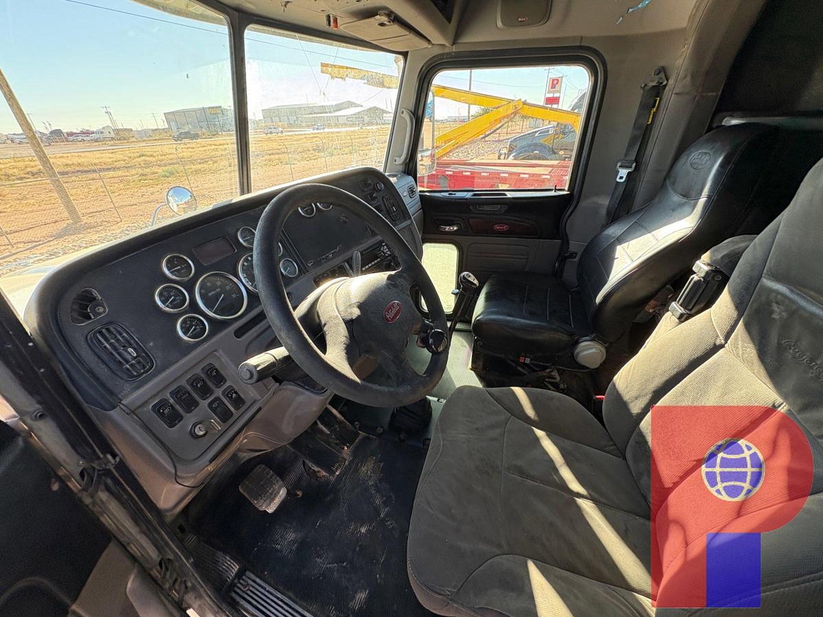 Used 2012 PETERBILT 386 T/A SLEEPER HAUL TRUCK