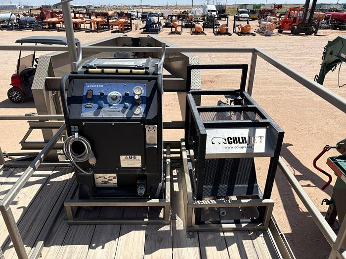 Used COLD JET SDI SELECT 60 DRY ICE BLASTER & ATLAS COPCO AIR COMPRESSOR MTD ON T/A GOOSENECK TRAILER